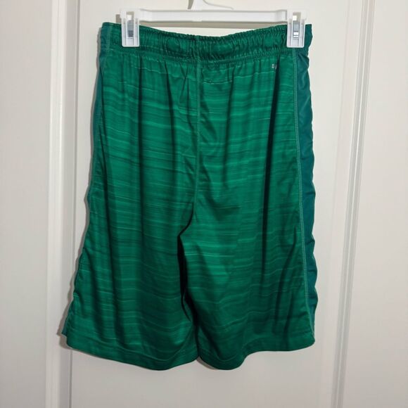 Nike Dri-Fit Green Patterned Activewear Shorts - Picture 2 of 4